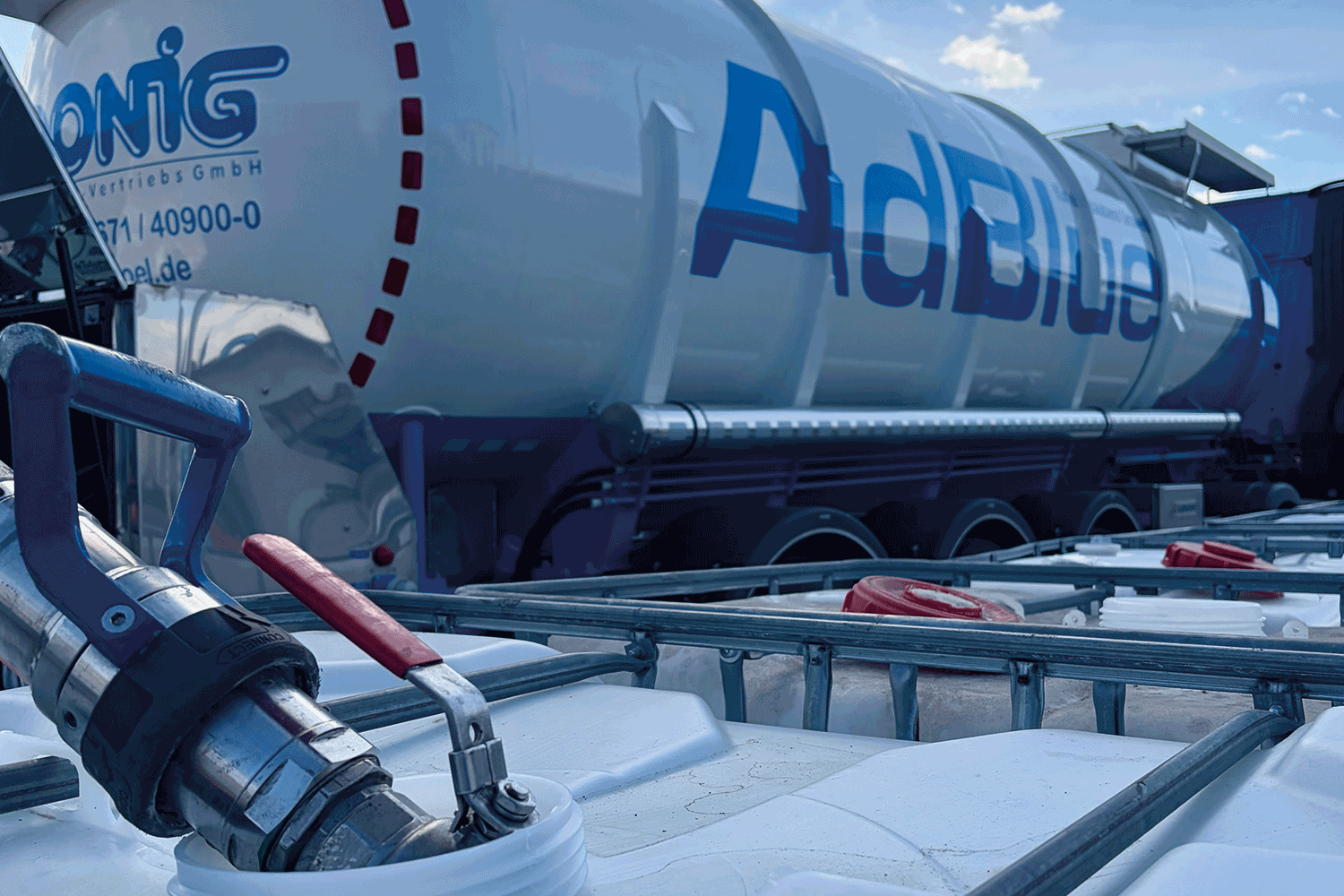 Wussten Sie schon? Erweiterung um die Lieferung von AdBlue® im Jahr 2006!